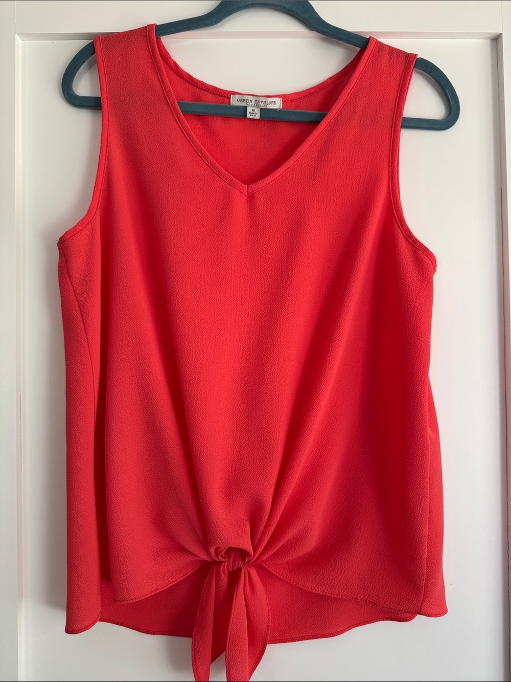 Green Envelope Women’s Coral-Red Tie-Front V-Neck Sleeveless Top